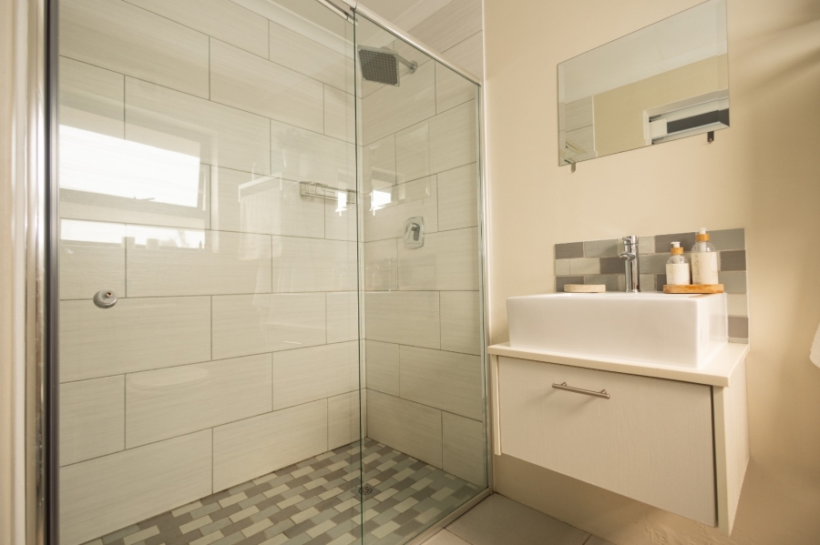 To Let 5 Bedroom Property for Rent in De Bron Western Cape